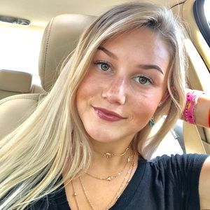 Meet your Posher, Ashleigh